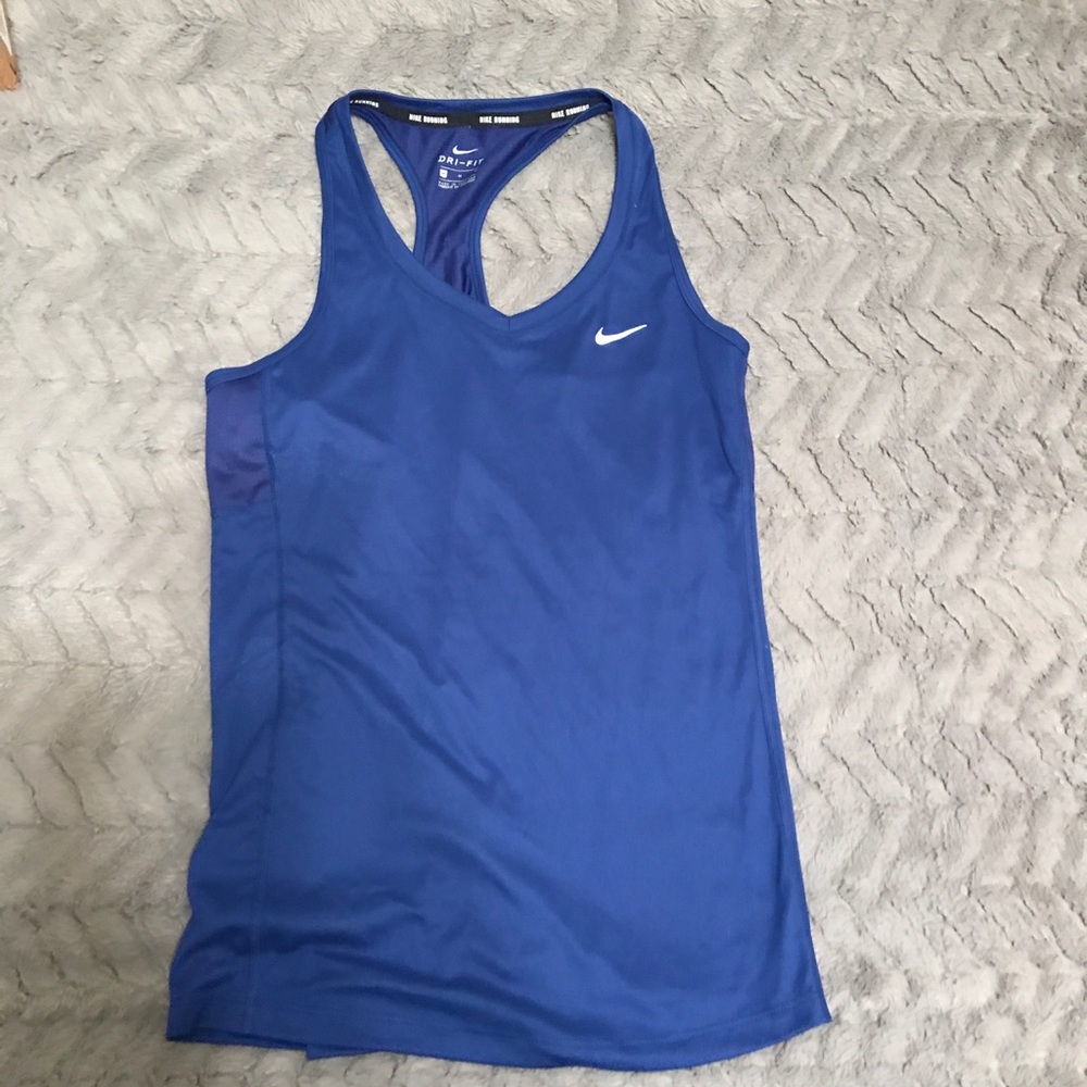 Nike tank